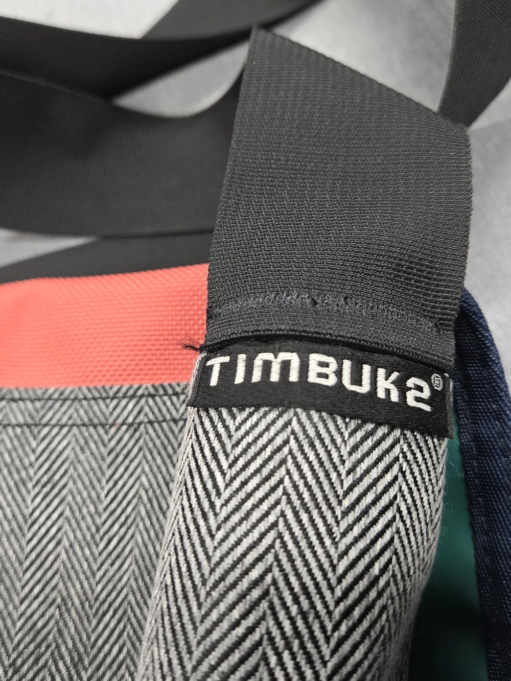 Timbuk2 XS Messenger Bag